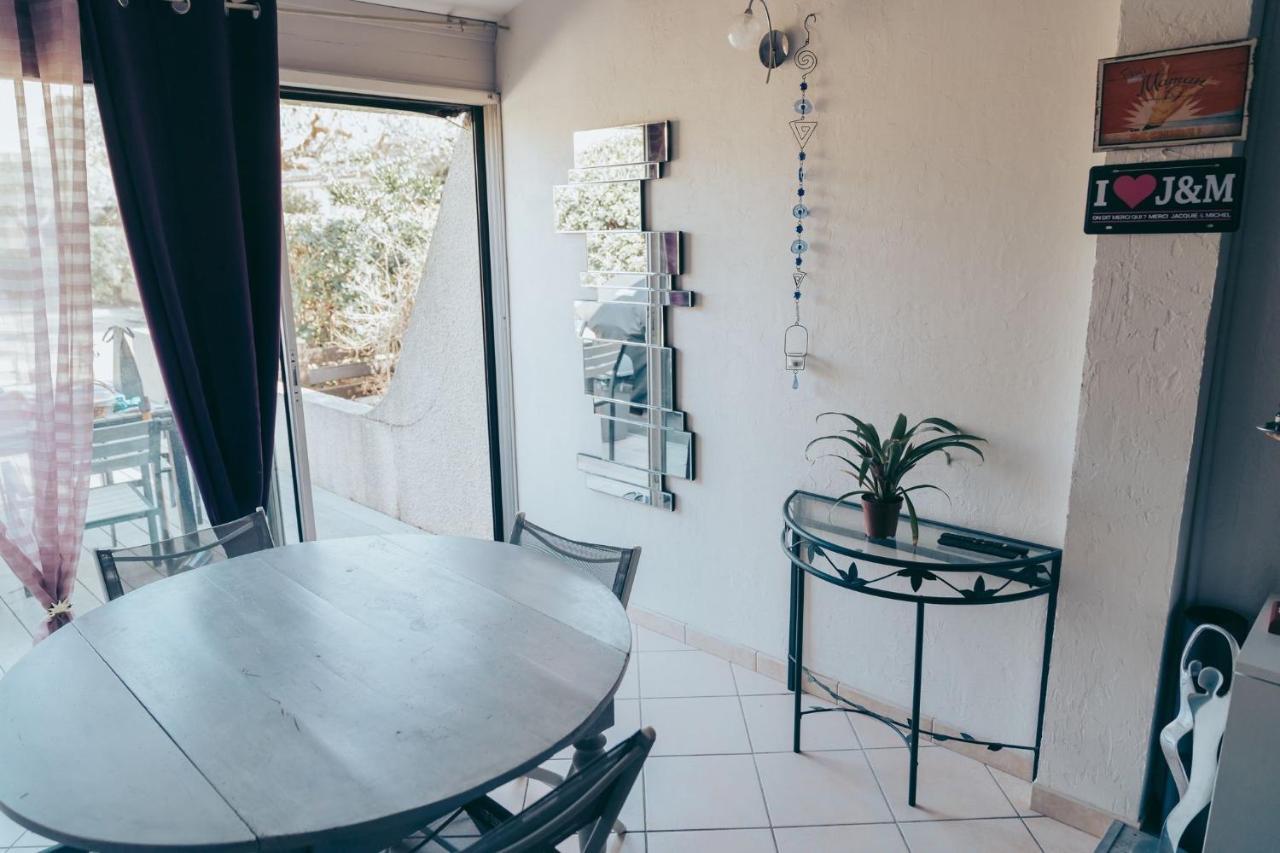 Village Naturiste Villa 2/4 Pers Avec Terrasse Agde Exterior photo